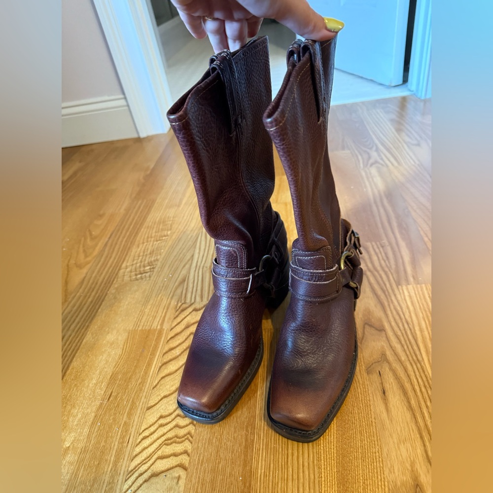 Frye Rich Brown Heeled Boots